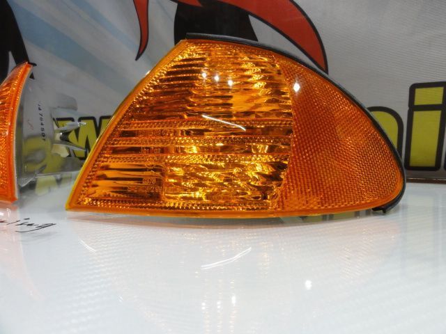 Pisca / Farois / Farolins frontais BMW E46 4 portas / Touring 98-01 Fundo Laranja JDM