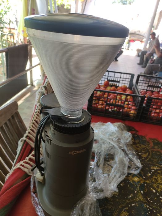 Moinho de café usado