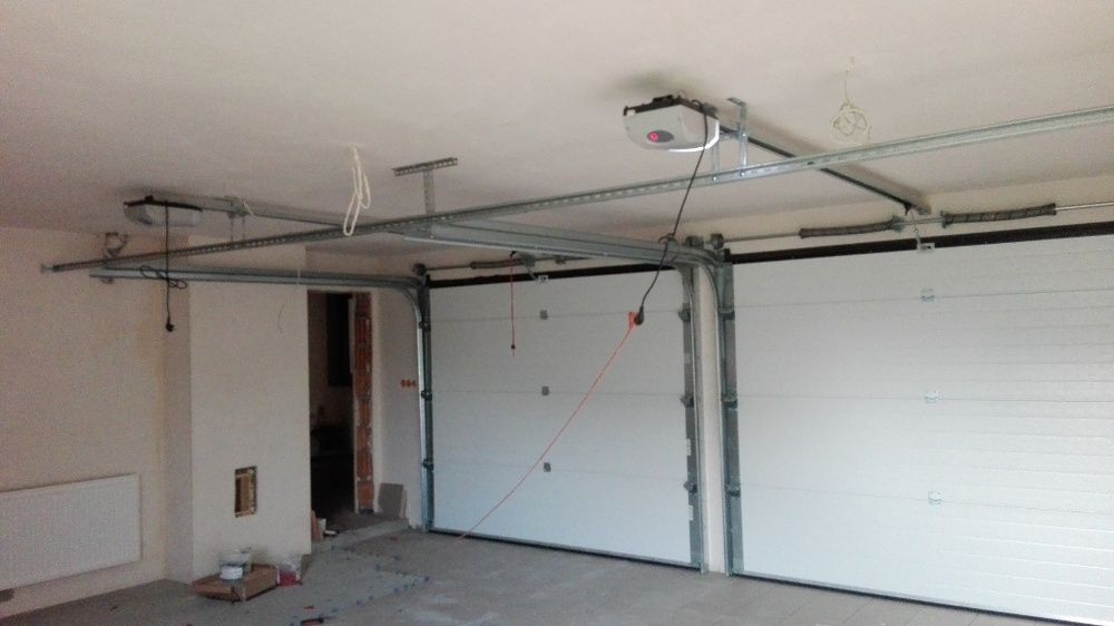 Napęd do bramy garażowej z 2 pilotami, automat na pilota do drzwi