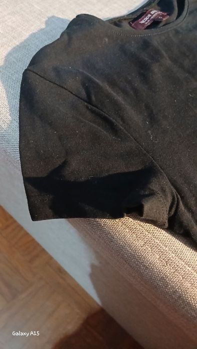 T-SHIRT justa para mulher