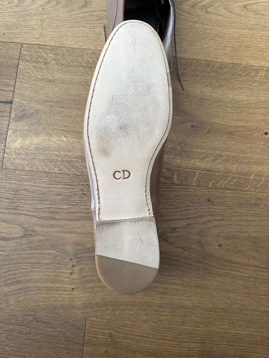 Нове італіське чоловіче взуття марки Dior Homme в розмірі 42,5 EU
