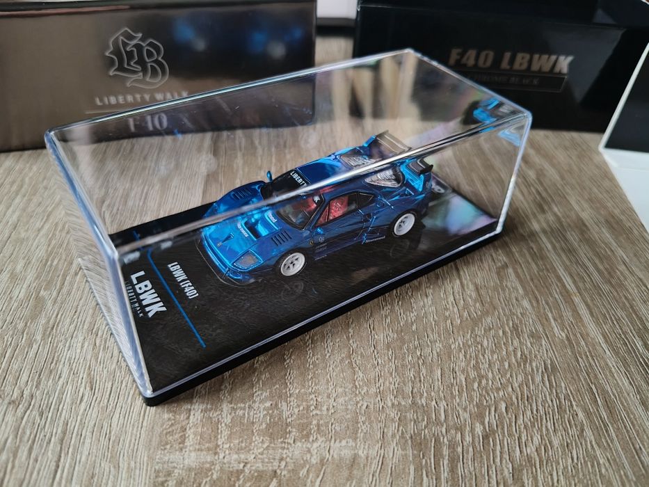 Inno 64 Ferrari F40 LBWK Chrome Black Liberty Walk Chase