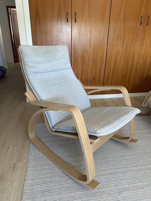 Cadeira de baloiço IKEA cinza em excelente estado