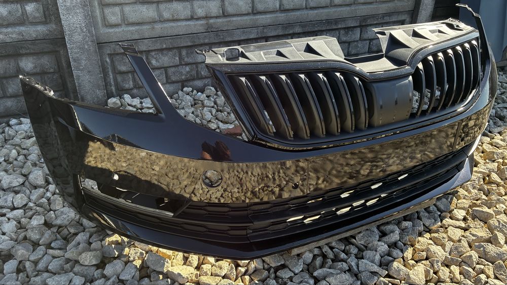Zderzak przedni 4xParktronic Skoda Octavia 3 III 5E0 17- FL lift LF9R