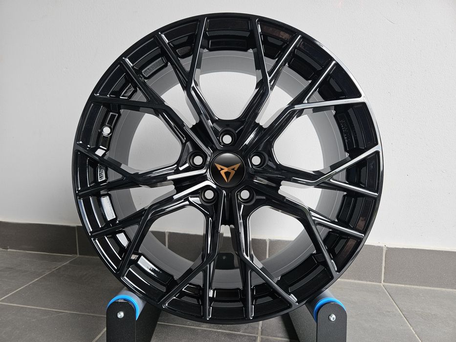 Cupra Leon 19 " Nowe 5x112 Cupra Ateca Felgi Czarne Alufelgi