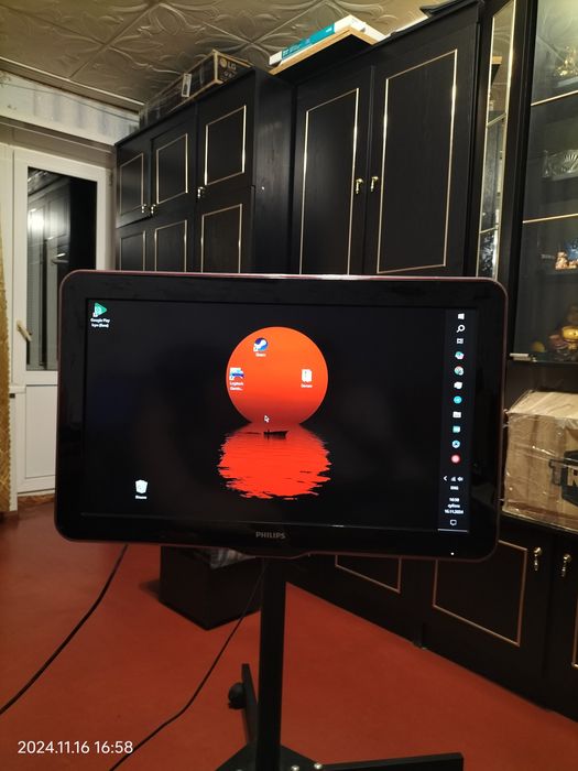Телевізор Phillips 32"