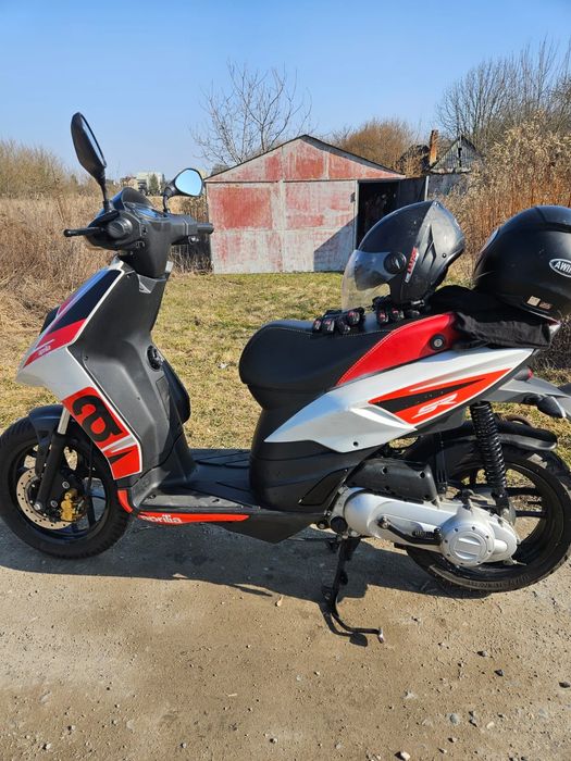 Aprilia SR 50 – 2020 r. – 15 948 km – po serwisie – 2 kaski GRATIS