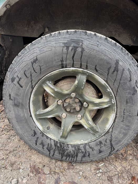 215/80/15 Cooper грязові шини можна з дисками