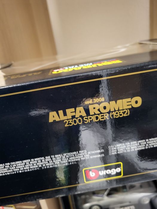 Miniatura 1:18 Alpha Romeo 2300 Spider 1953