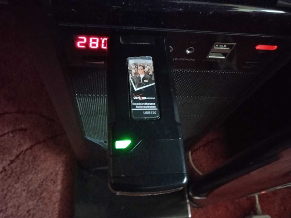 Продам 3G модем Novatel U720