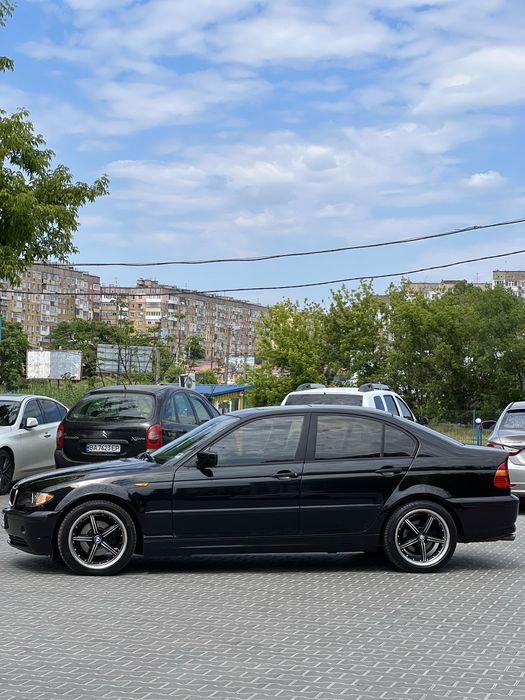 BMW 316i  1.8benz