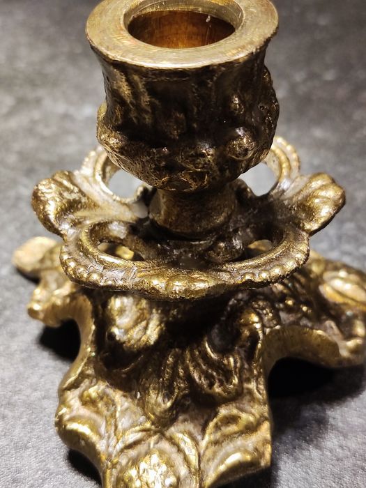 Mosiężny zestaw kolędowy: krzyż i dwa lichtarze - odlew, VINTAGE