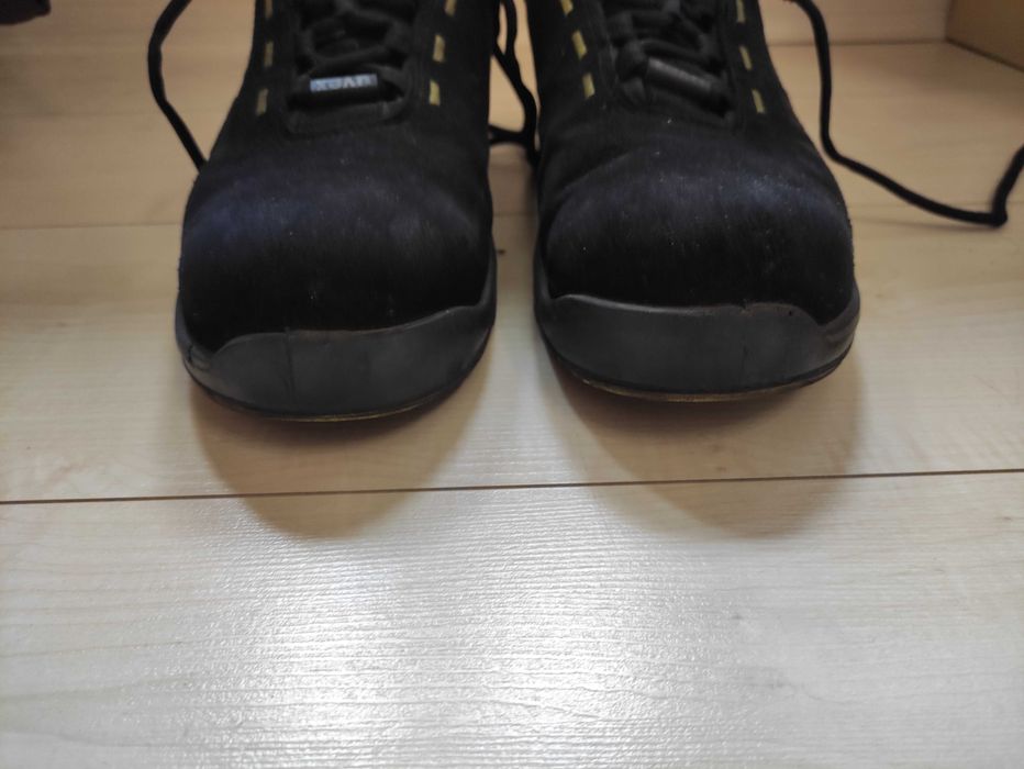 Męskie buty robocze Uvex 1 S1 SRC ESD 8544.9 r. 42 27,5 cm bdb