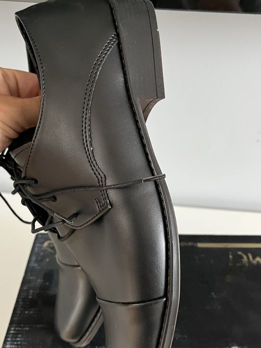 Buty chlopiece Emel 38 rozmiar nowe
