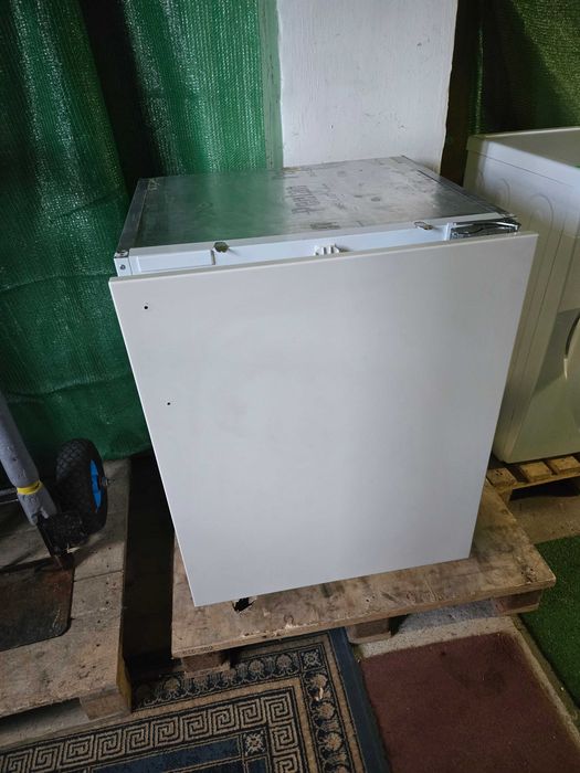 Chłodziarka do zabudowy SIEMENS. 81/60 cm. Gwarancja! Kompletna. Super wyposażona. Płyta na przodzie