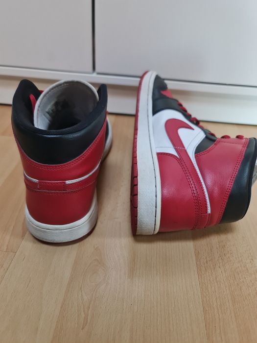 Nike Jordan 1 Mid