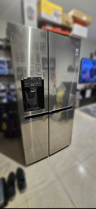 Dou frigorífico americano LG a quem vier buscar! (RESERVADO)