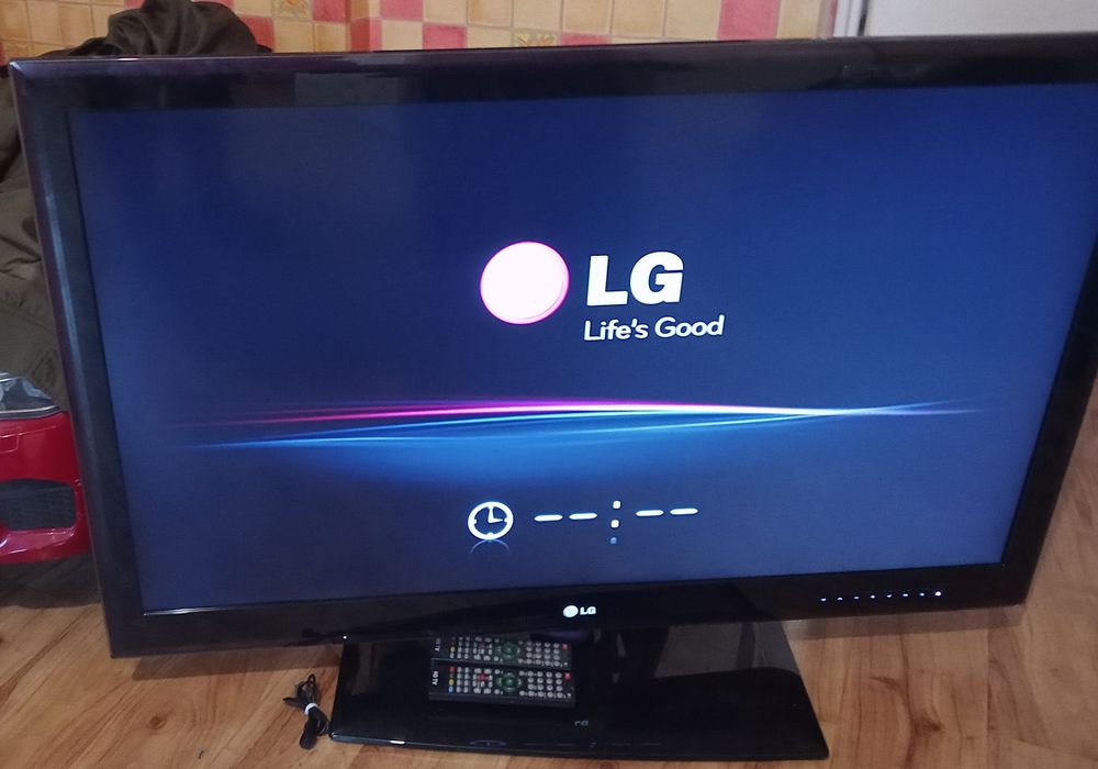 Sprzedam telewizor stan bardzo dobry