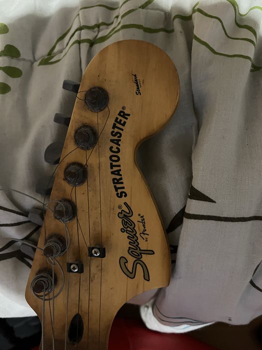 Guitarra Squier Stratocaster Obey Graphic HSS