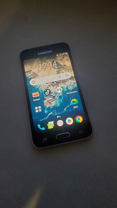 Samsung J1 2016 8gb