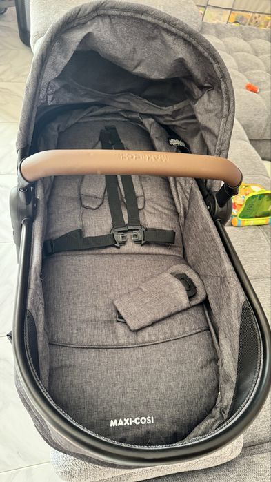 Carrinho Trio Zélia Maxi-Cosi + Base Isofix – Excelente Estado