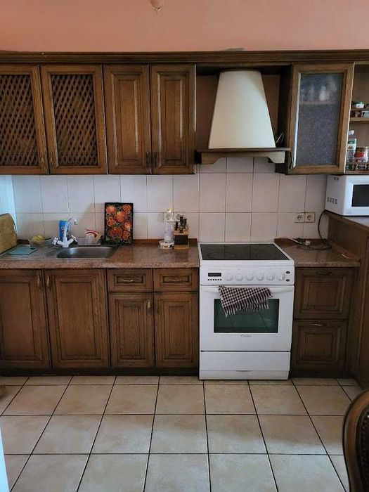 Оренда  двоповерхового дому в місті Миколаєві район Родніки