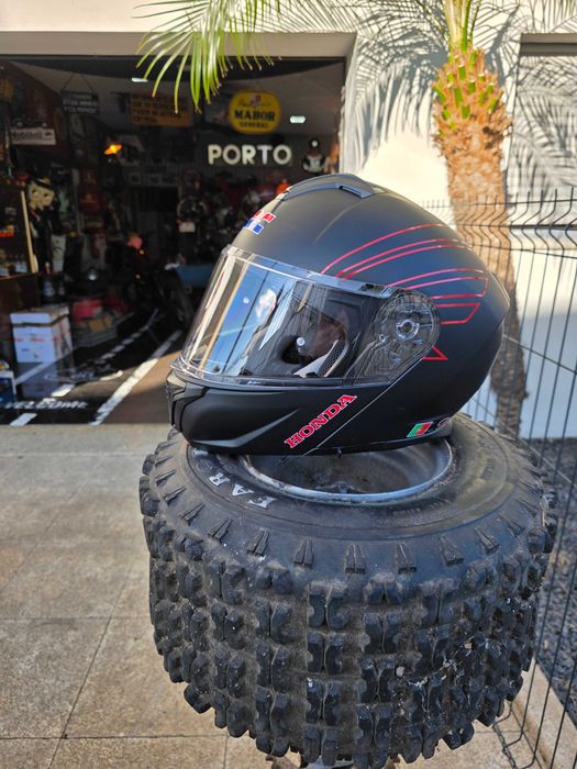 Capacete como novo