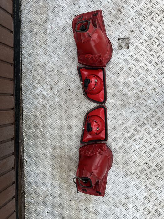 Lampy tył tylne Volkswagen Passat B6 Kombi Komplet