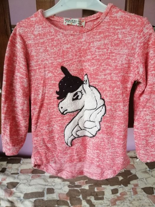 Кофточка для дівчинки