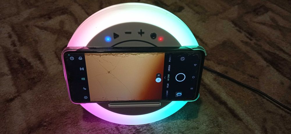 Ładowarka bezprzewodowa głośnik bluetooth lampka led Goodmans