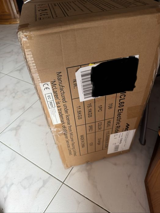 Carinho a bateria mclaren f1 urgente