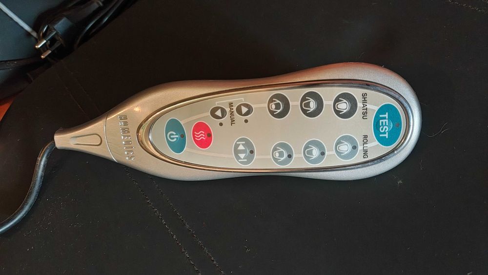 Masażer Shiatsu+Massager z podgrzewaniem Model SBM 300-HA Pilot