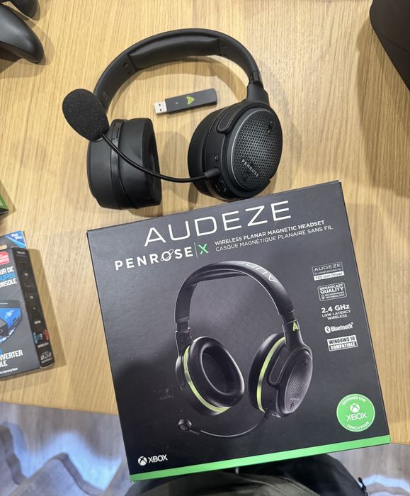 Xbox series x + varios acessorios