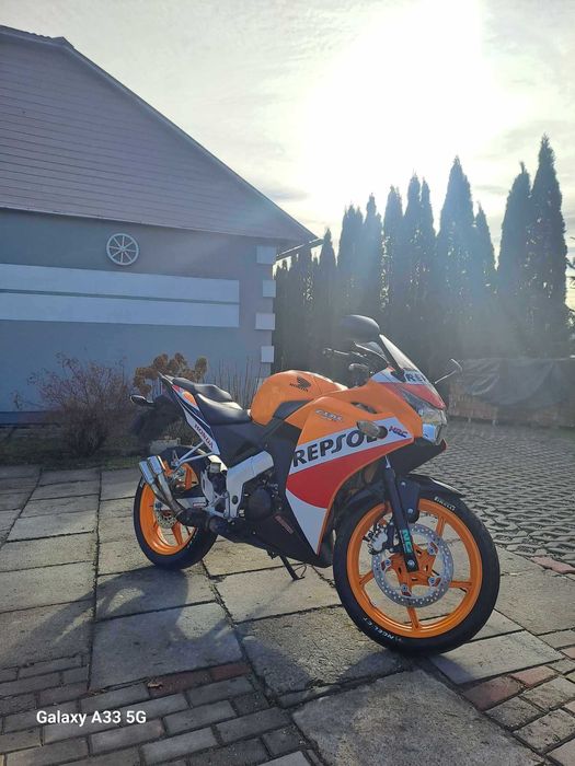 Honda cb125r 2016