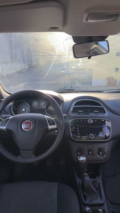 Fiat Punto 1.2 Versão: City | Gasolina Viatura Nacional | Ano 2017