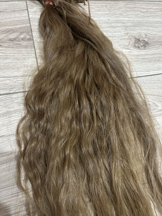 Продам волосся 60см 127гр