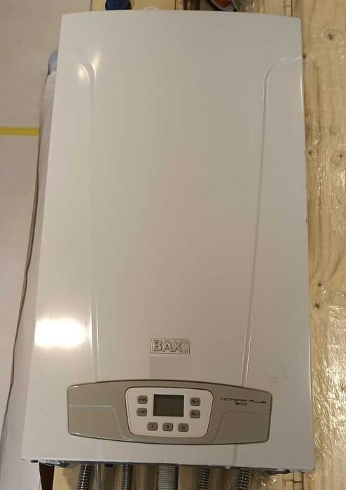 Caldeira Esquentador BAXI ROCA com 2 anos