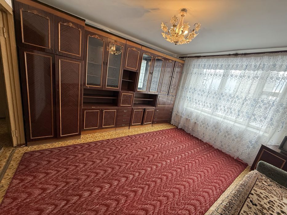 Здам 2 кім по Мрії меблі та техніка