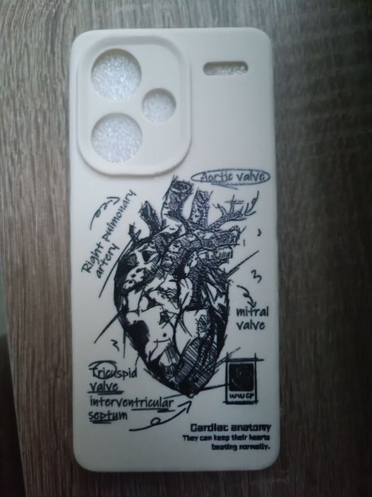 Чехол на телефон