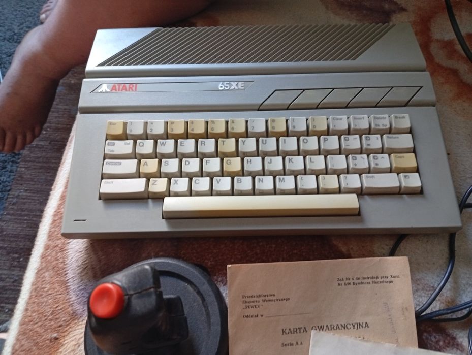 Atari 65xe  jak na foto