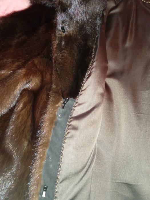 Натуральная шуба из норки 48-50 размера