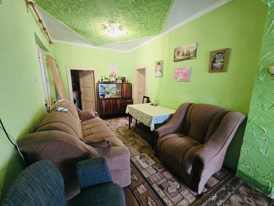 Продаж будинку в м.Берегове, 77 кв.м, 10 соток ділянки