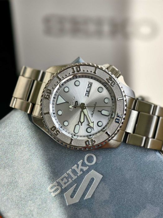 Seiko 5 Sports SRPE71K1 Новий з гарантією