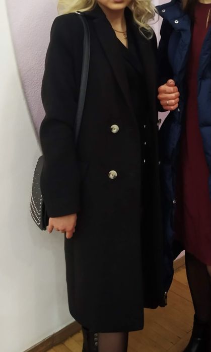 Пальто жіноче чорне S осінь-весна