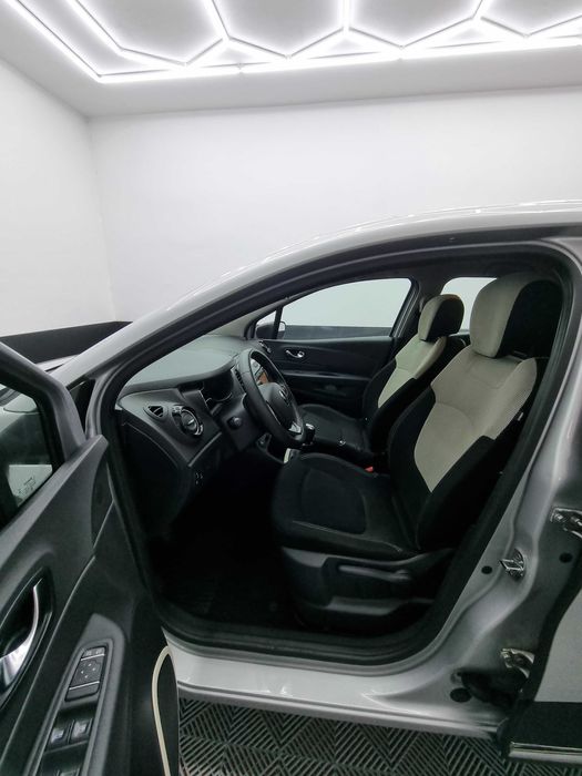 Renault Captur 12-2019