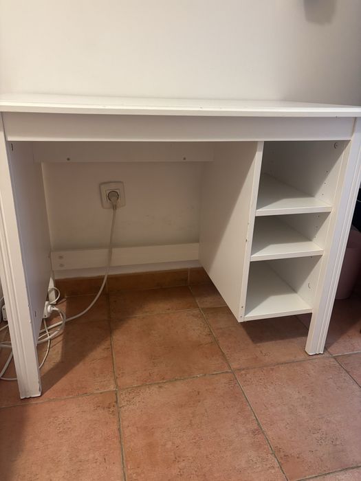 secretaria do ikea 60x52x73cm