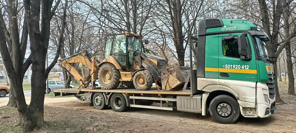 Wynajem Lawety Niskopodwoziowej, Transport Ciągników Siodłowych