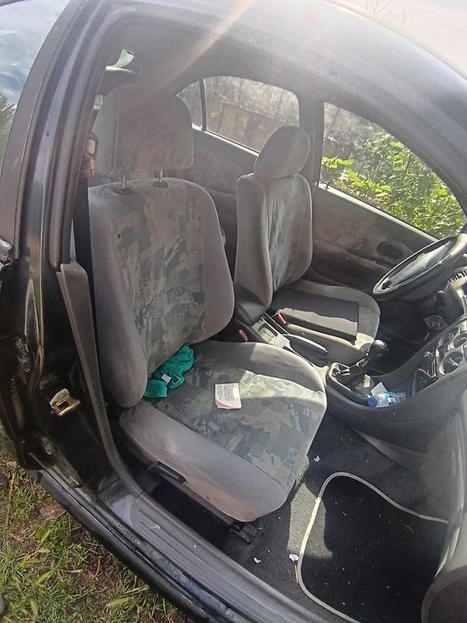 Vendo Mitsubishi carisma