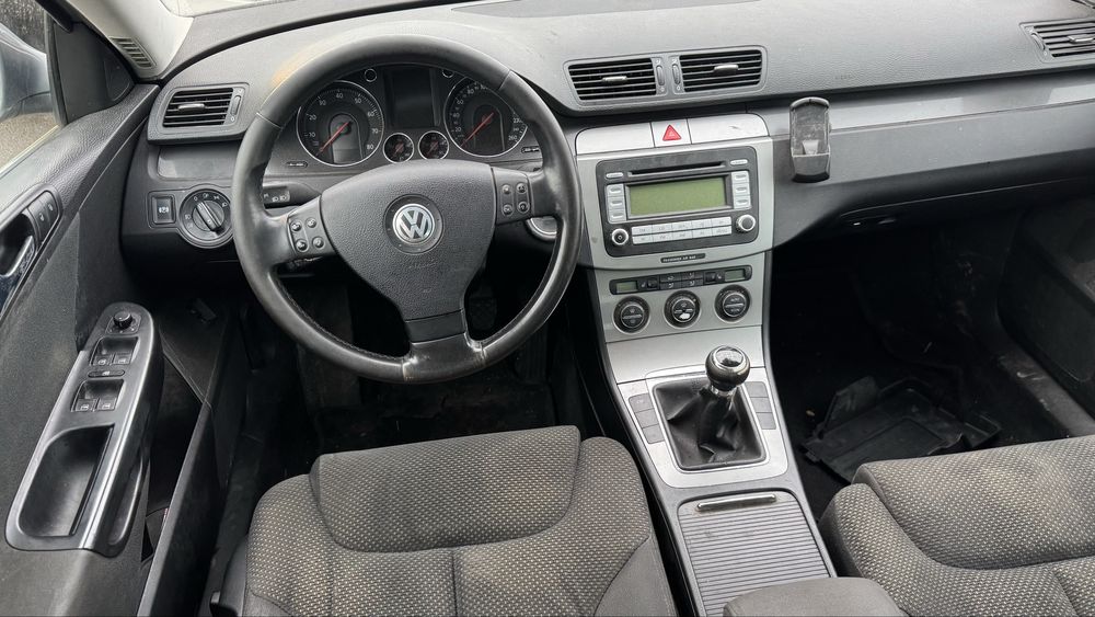 Vw Pasat 1.6 benz 116kM