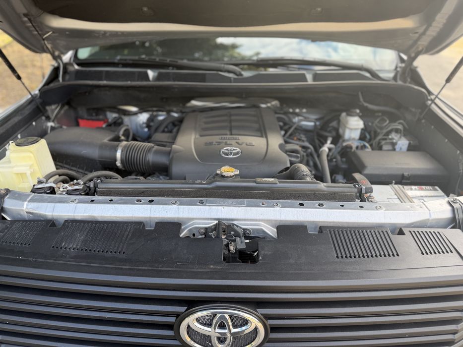 Toyota Tundra 2014